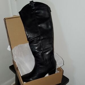 Black Knee-High Leather Boots